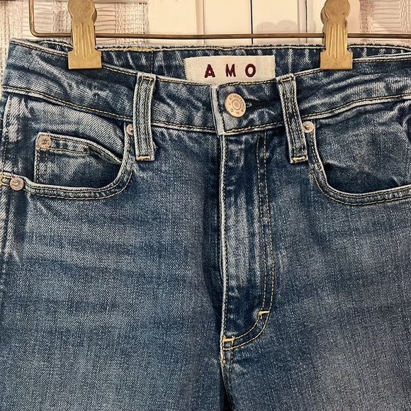 AMO Chelsea Crop Hope High Rise Straight Jeans in hope 24 - Picture 4 of 11